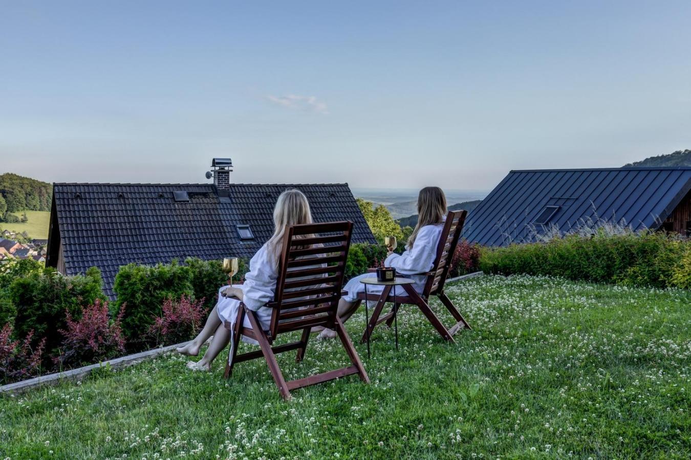 Wellness Apartmany Cesky Raj & Biokolna Lomnice nad Popelkou Eksteriør bilde