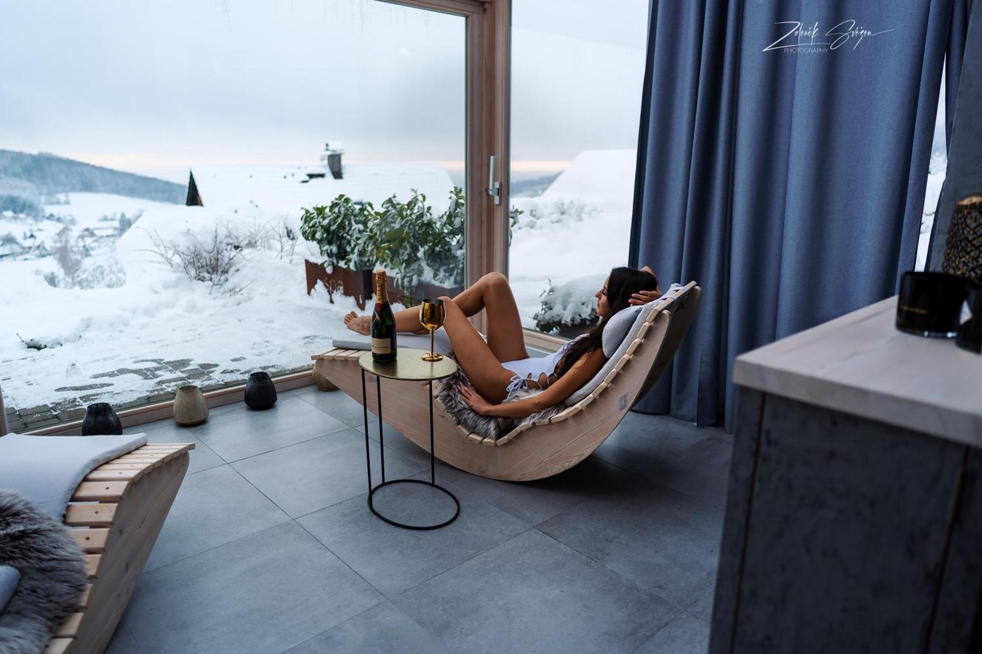 Wellness Apartmany Cesky Raj & Biokolna Lomnice nad Popelkou Eksteriør bilde